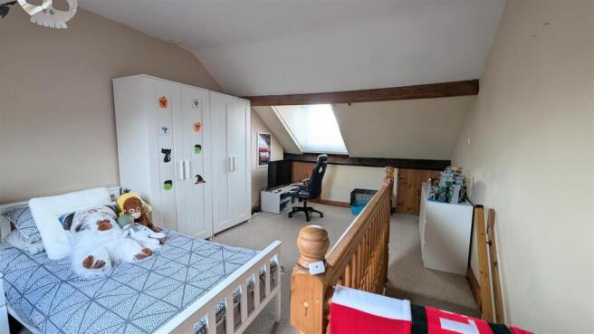 3 bed End of Terrace to rent Image 10