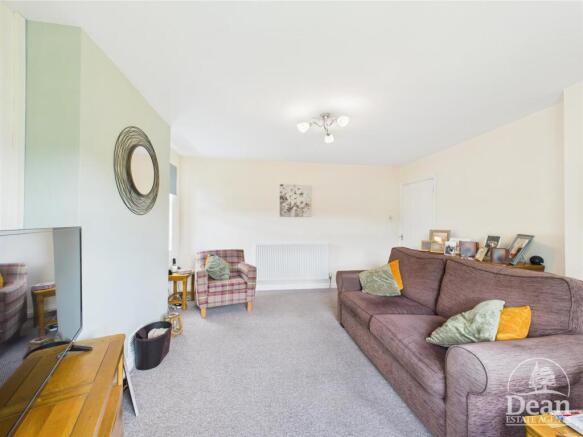 23 Woodgate Road photo 5