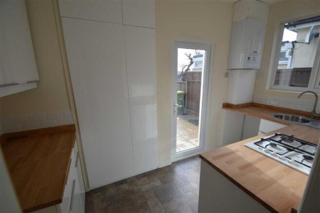 Fitted kitchen