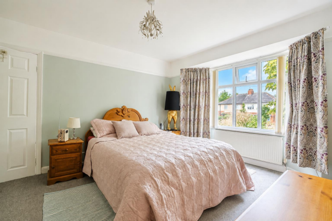 3 bed Semi-Detached for sale Image 9