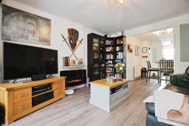 Morse Road, Whitnash, Leamington Spa photo 4