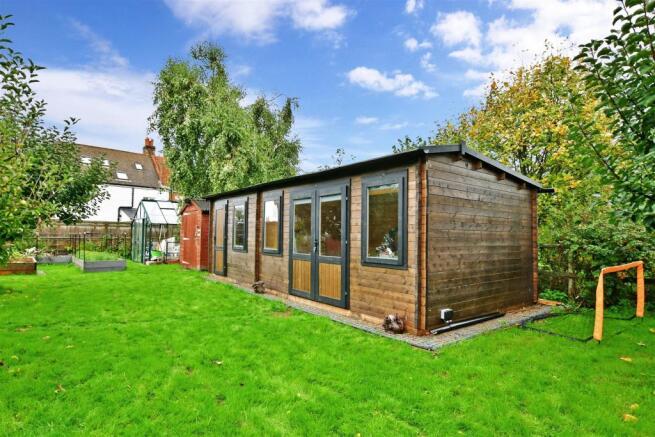 Workshop/Outbuildings