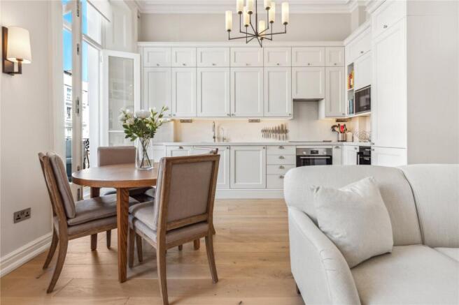 Kitchen/Dining