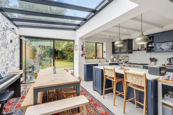 Kitchen/Dining
