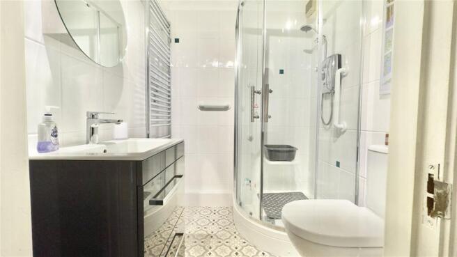 Hesslewell Court, Heswall, Wirral, CH60 photo 4