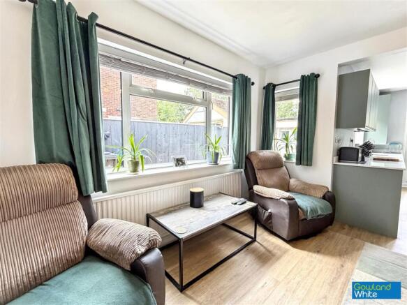 3 bed Semi-Detached for sale Image 9