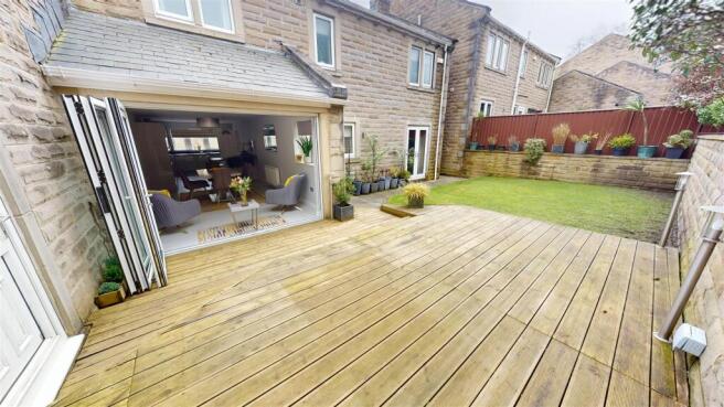 4 bed Detached for sale Image 4