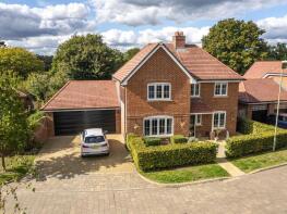 11, Tudgey Gardens, Crookham Village, Fleet GU51 5BZ