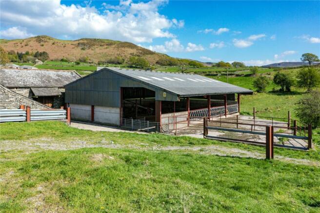 Barn