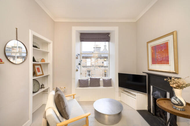 Sitting Room of 8 (Flat 14) Livingstone Place