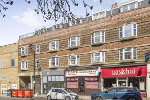 Flat 12, 18 St James Court, St James' Road, Surbiton KT6 4QW