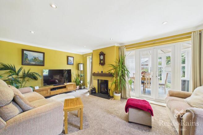3 bed Bungalow for sale Image 6