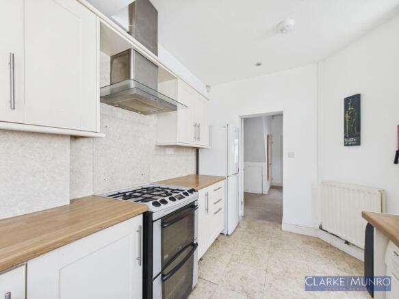 2 bed Terraced for sale Image 7