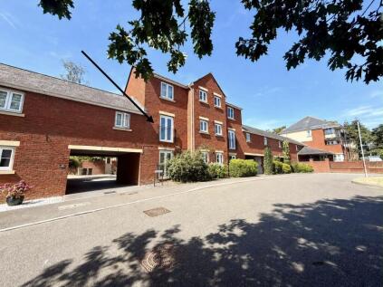 Russell Walk, Exeter, EX2