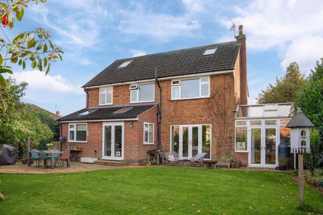 Outdoor space for family & friends