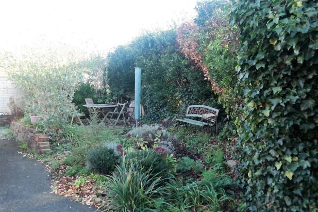 Communal Garden (2).jpg