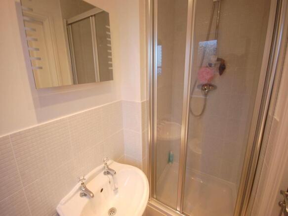Master Bedroom En-Suite