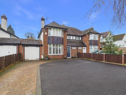 Cheltenham Road, Longlevens, Gloucester