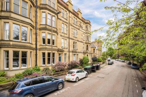 27 (2F1) Merchiston Crescent, Edinburgh, EH10 5AJ