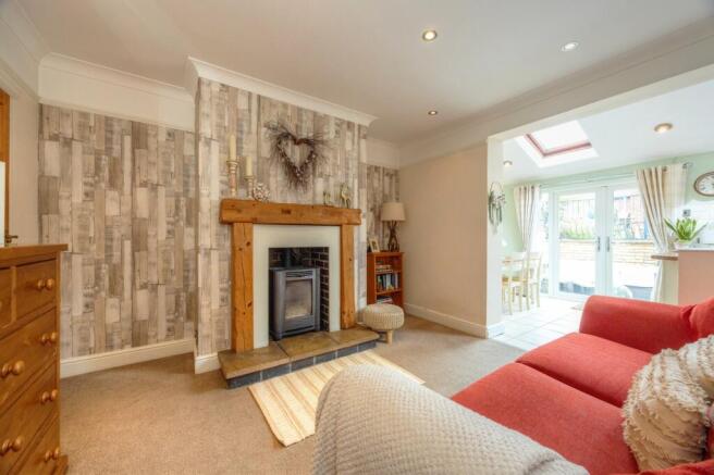 3 bed Semi-Detached for sale Image 9