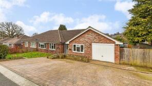 24, Meadow Close, Liphook GU30 7BJ