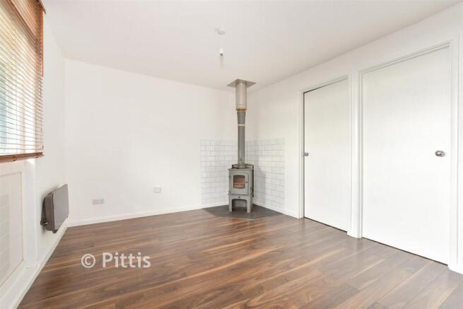 Kitchen/ Living Room