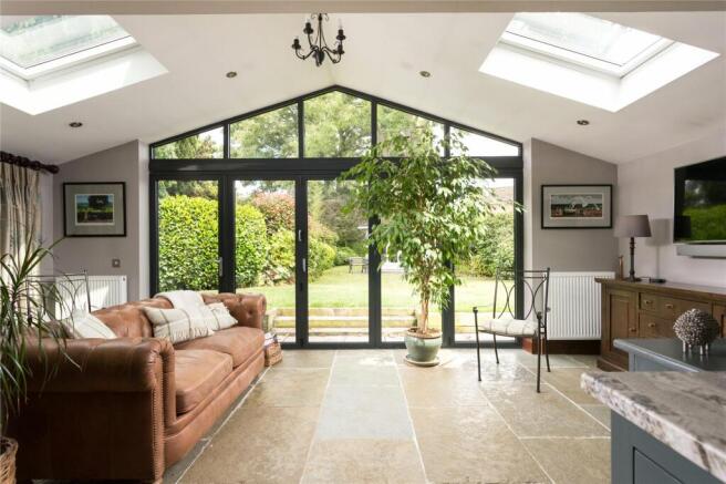 Living / Dining Area