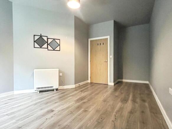 1 bed Flat to rent Image 6