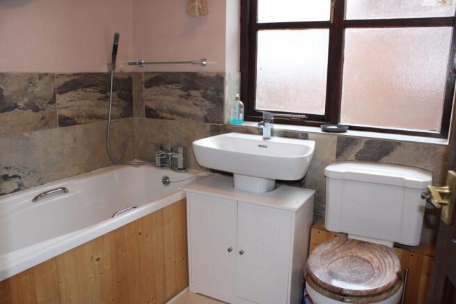 Photo 10