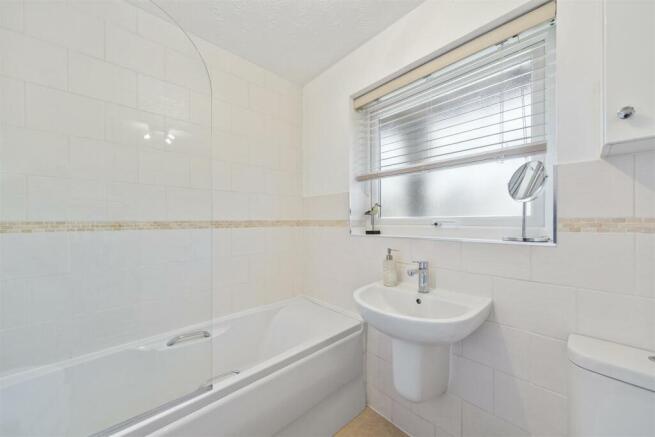 31ChelvestonRdWeb34.jpg
