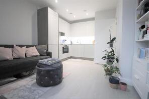 Flat 40, 38 Westcombe House, Windsor Street, Uxbridge UB8 1SB