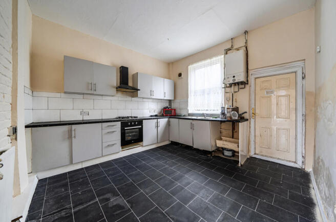 1415376-7-698ef43...