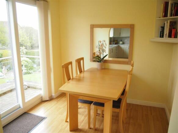 BREAKFAST ROOM