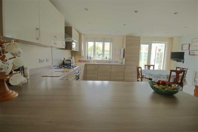 FAMILY KITCHEN/DINER