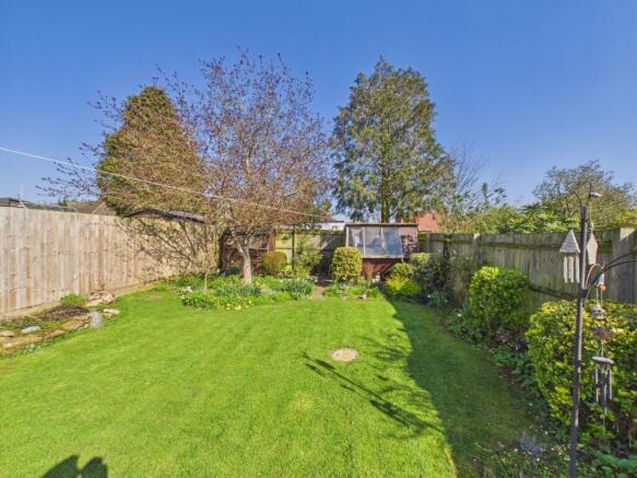 3. CAM04922G0-PR0127-STILL020