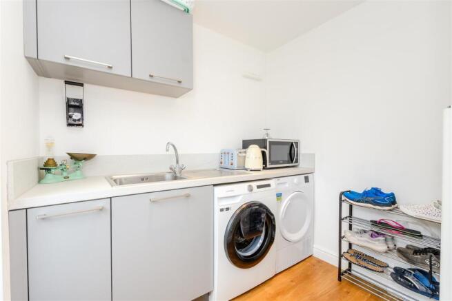 Marine View, St. Mary's Island, Chatham, Kent – pohled 6