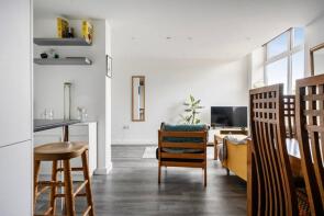 Flat 6 Vallis House, 54, Robins Lane, Frome BA11 3FA