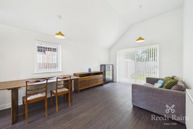 2 bed Bungalow to rent Image 8