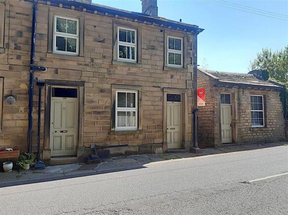 2 bed End of Terrace for sale in holmfirth