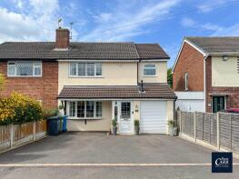 29, Manor Avenue, Walsall WS6 6NS
