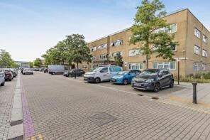 126, North Tenth Street, Central Milton Keynes, Milton Keynes MK9 3AY