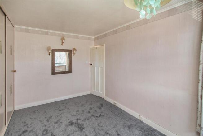 Master Bedroom.JPG