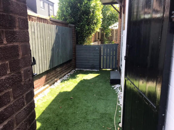3 bed End of Terrace to rent Image 10