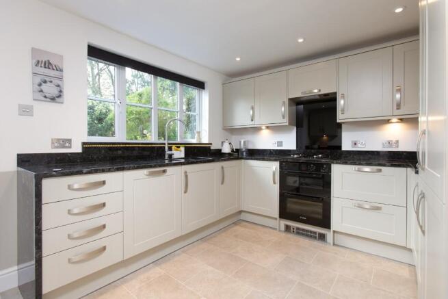 Kitchen/Breakfast Rm