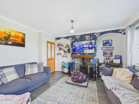 3 bed Terraced for sale Image 5