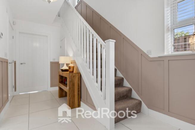 4 bed Detached for sale Image 9