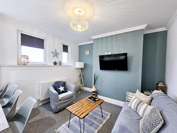 2b36d350-af71-49c9-8aac-dc2b1b178155