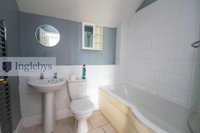 2 bed Terraced for sale Image 9