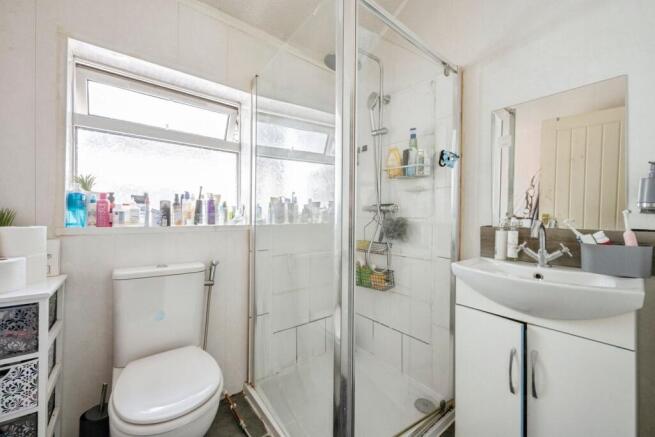 3 bed Terraced for sale Image 8