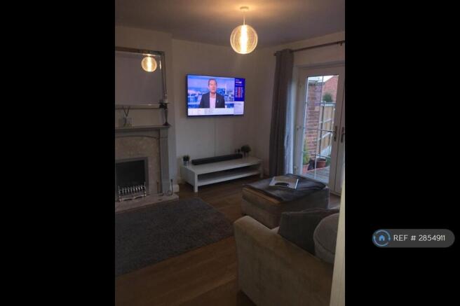 Sitting Room - Tv And Telephone/Internet Point